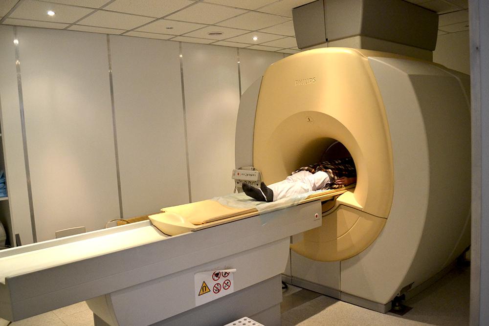 Фото процедуры МРТ сосудов головного мозга
